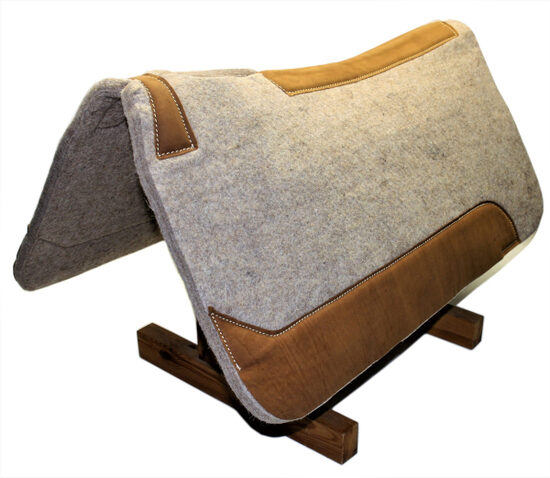 Sattelunterlagen, Pads / Blankets / Schabracken