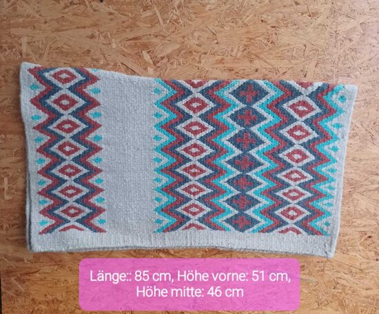 58. Blanket anatomisch Creme/blau/türkis/rot