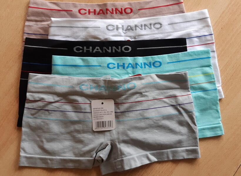 X nahtlose Damen-Shorts von CHANNO