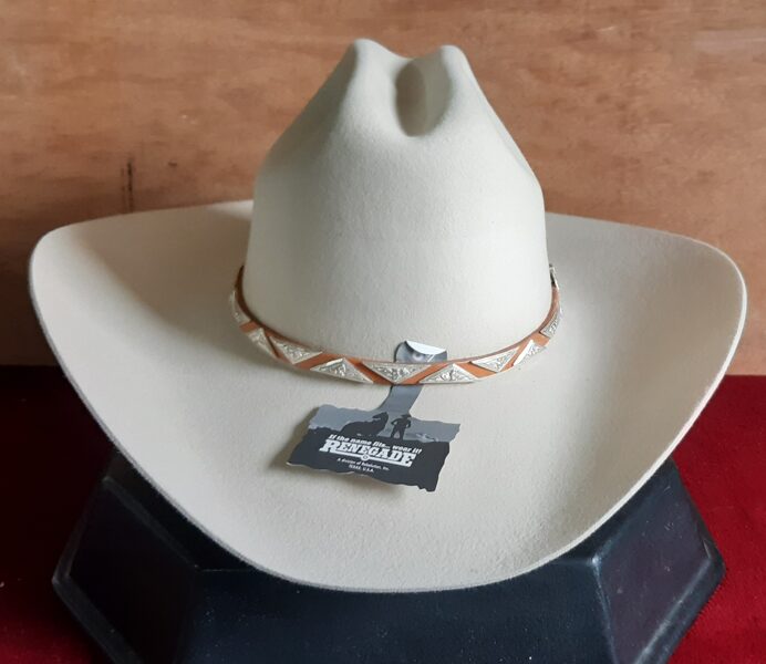 Renegade,Trailboss, beige, 5XXXXX, 6 3/4 (54)