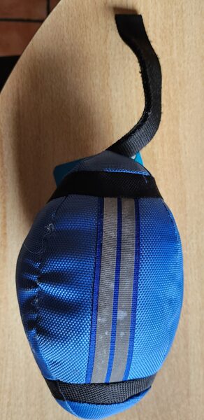 Wasserfeste Fussball, Wurfschlaufe, quitscht