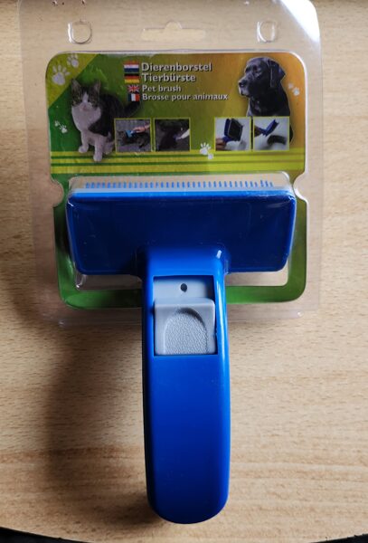 Heimtierbürste, blau, selbstreinigend