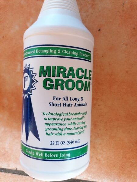 Miracle Groom, detangling and cleaning