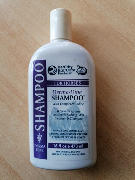 Healthy HairCare Derma Dine, Antibacterial Shampoo™ 