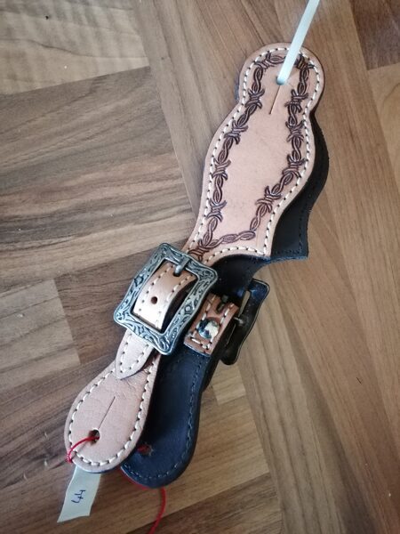 E44 Showman Ladies spur straps "Barbwire"