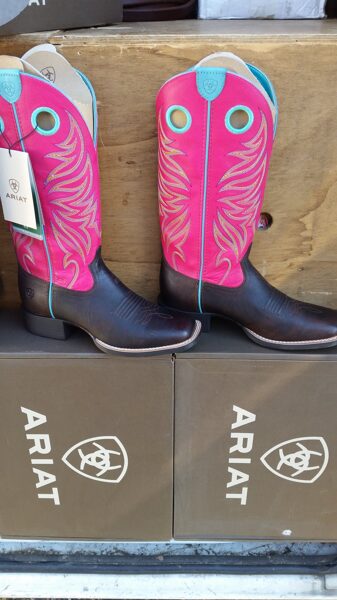Ariat Womans roundup Ryder, pink